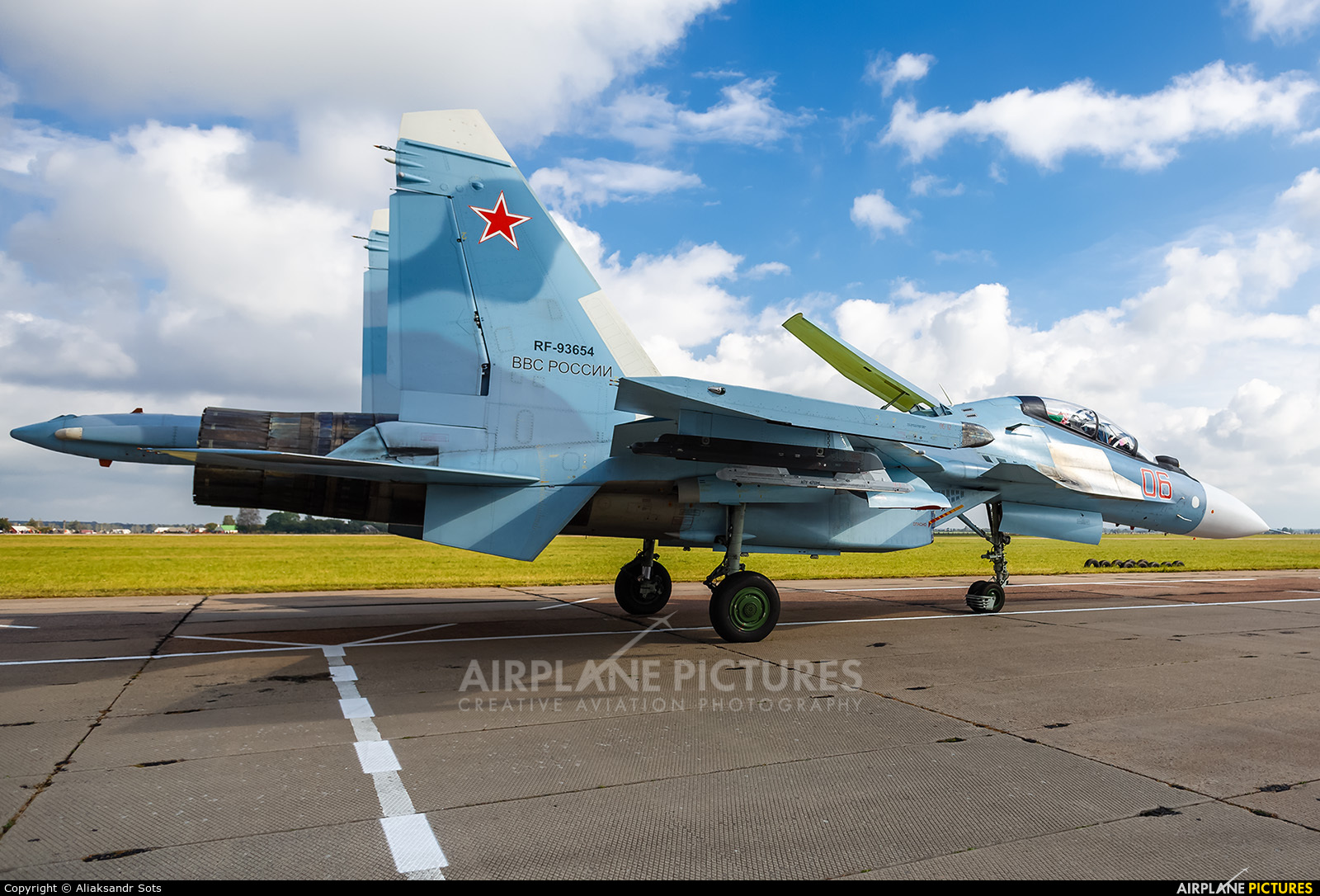 Russia - Air Force RF-93654 aircraft at Lida AB