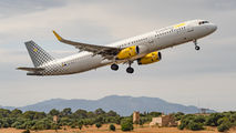 EC-MJR - Vueling Airlines Airbus A321 aircraft