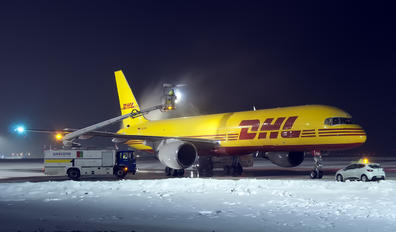 D-ALEN - DHL Cargo Boeing 757-200F