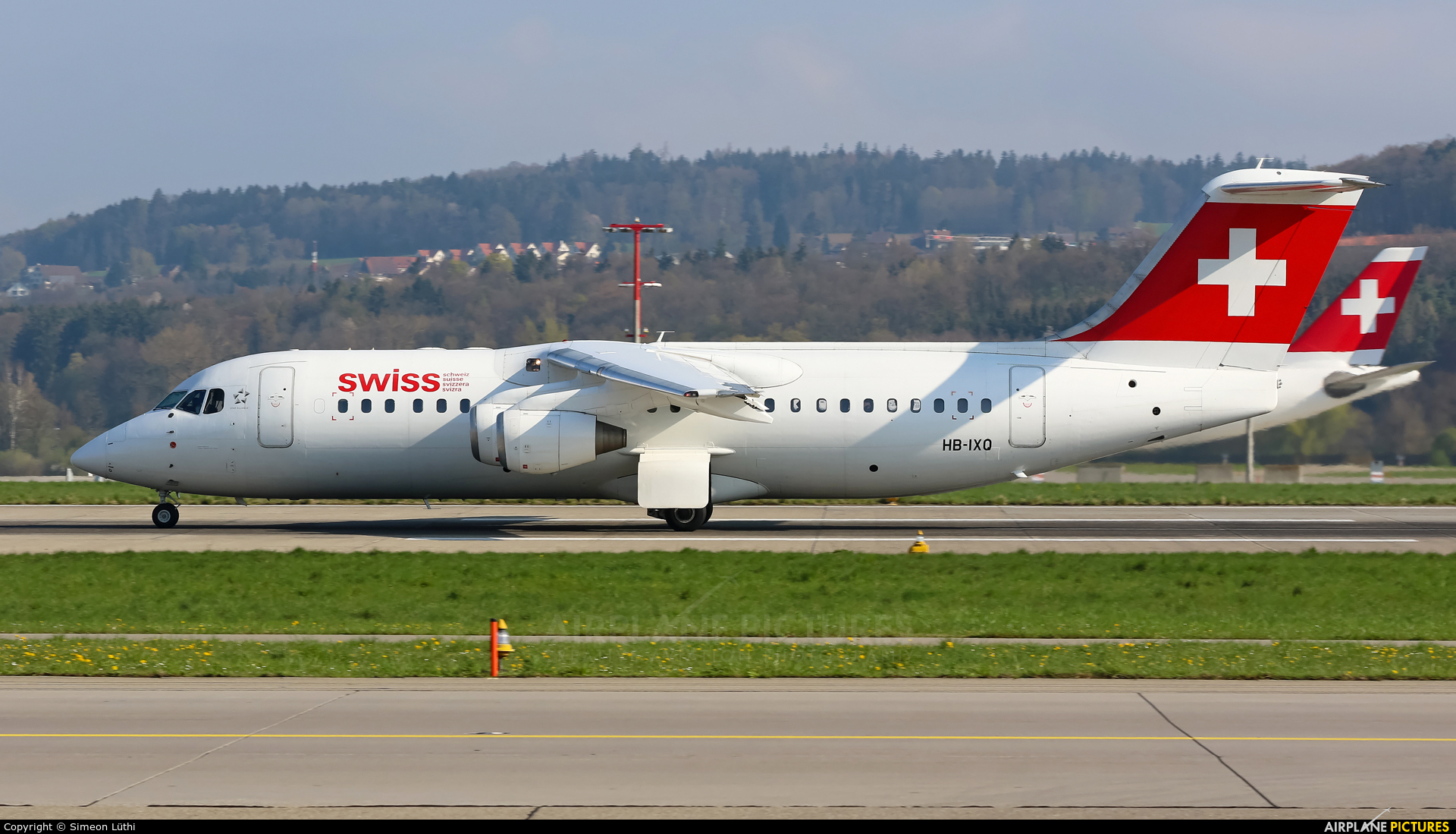 Swiss HB-IXQ aircraft at Zurich
