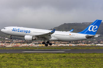 EC-KOM - Air Europa Airbus A330-200