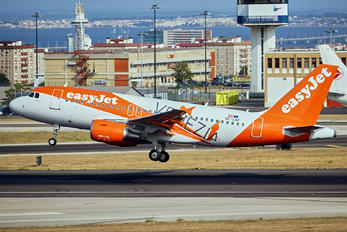 OE-LKF - easyJet Europe Airbus A319