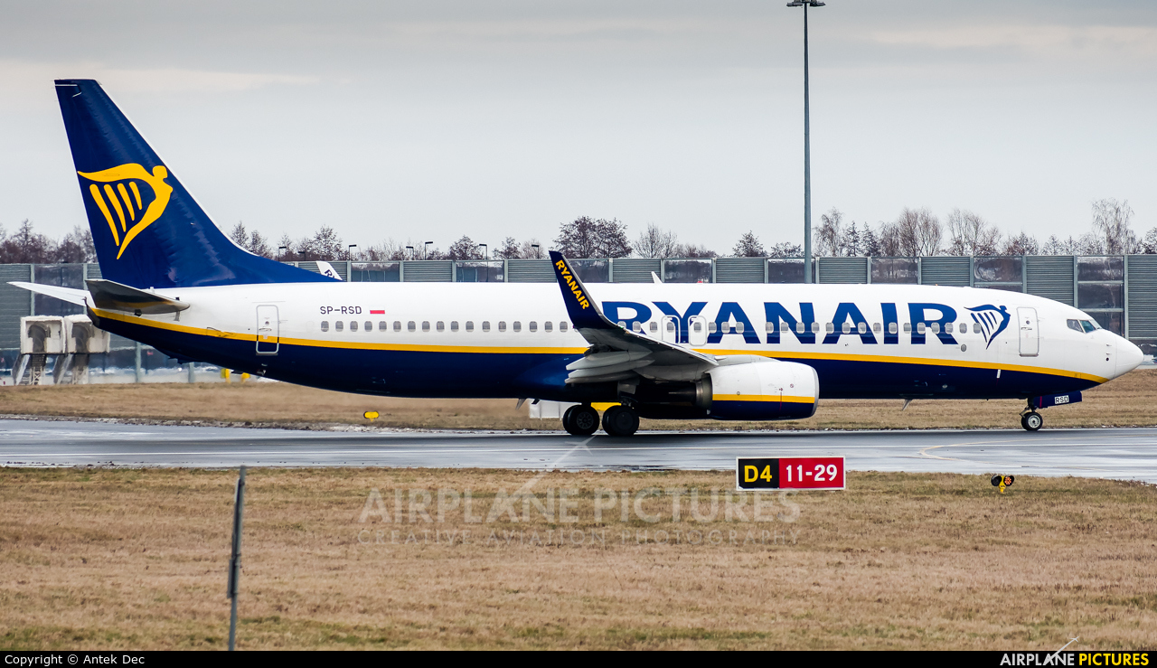 Ryanair Sun SP-RSD aircraft at Wrocław - Copernicus