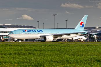 HL7764 - Korean Air Boeing 777-200ER