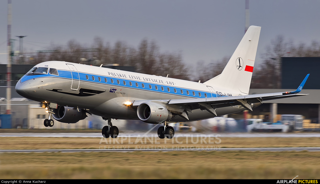 LOT - Polish Airlines SP-LIM aircraft at Warsaw - Frederic Chopin