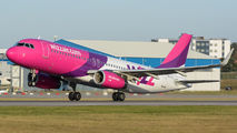 HA-LYL - Wizz Air Airbus A320 aircraft