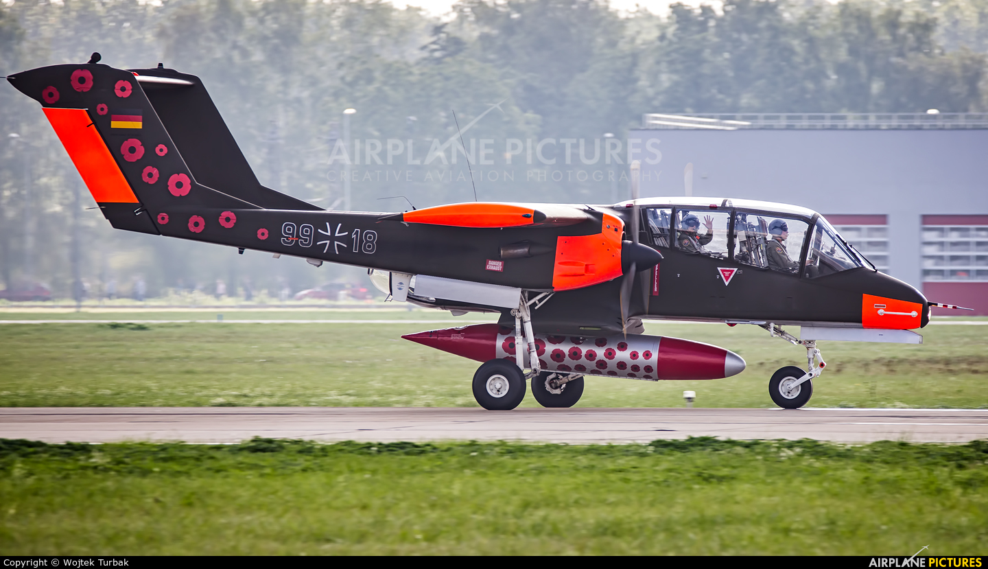 Private 99+18 aircraft at Ostrava Mošnov