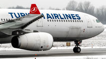 Turkish Airlines TC-JNR image