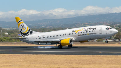 YV621T - Turpial Airlines Boeing 737-4H6