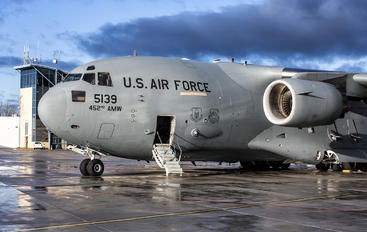 05-5139 - USA - Air Force Boeing C-17A Globemaster III