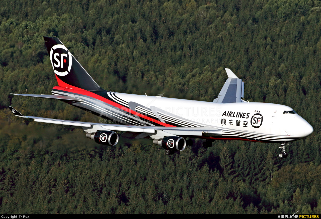 SF Airlines B-2422 aircraft at Frankfurt - Hahn