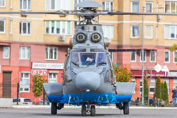 10 YELLOW - Ukraine - National Guard Airbus Helicopters EC225LP Super Puma Mk2+