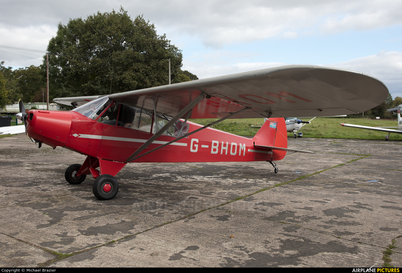 Private G-BHOM aircraft at Shobdon Airfield 