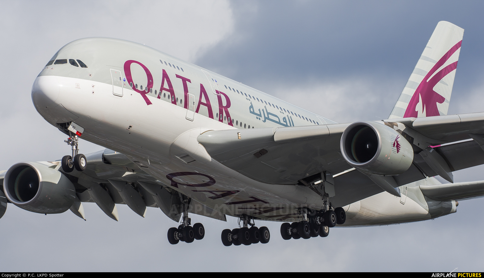 Qatar Airways A7-APG aircraft at London - Heathrow