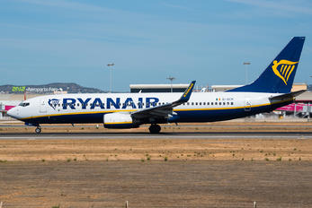 EI-DCM - Ryanair Boeing 737-800