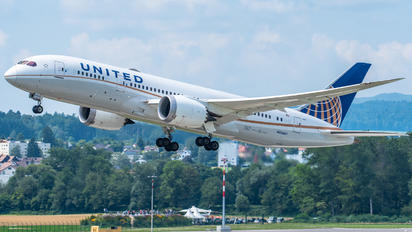N29907 - United Airlines Boeing 787-8 Dreamliner