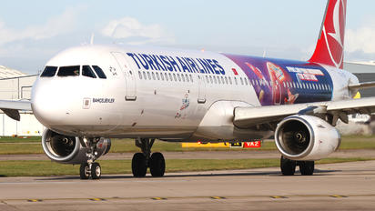 TC-JTR - Turkish Airlines Airbus A321