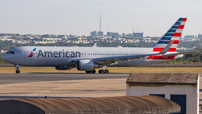 N390AA - American Airlines Boeing 767-300ER