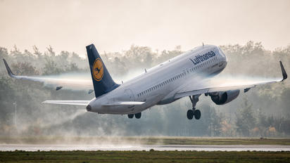 D-AINF - Lufthansa Airbus A320 NEO