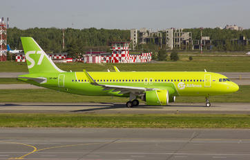 VP-BWT - S7 Airlines Airbus A320 NEO