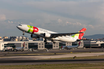 CS-TOQ - TAP Portugal Airbus A330-200