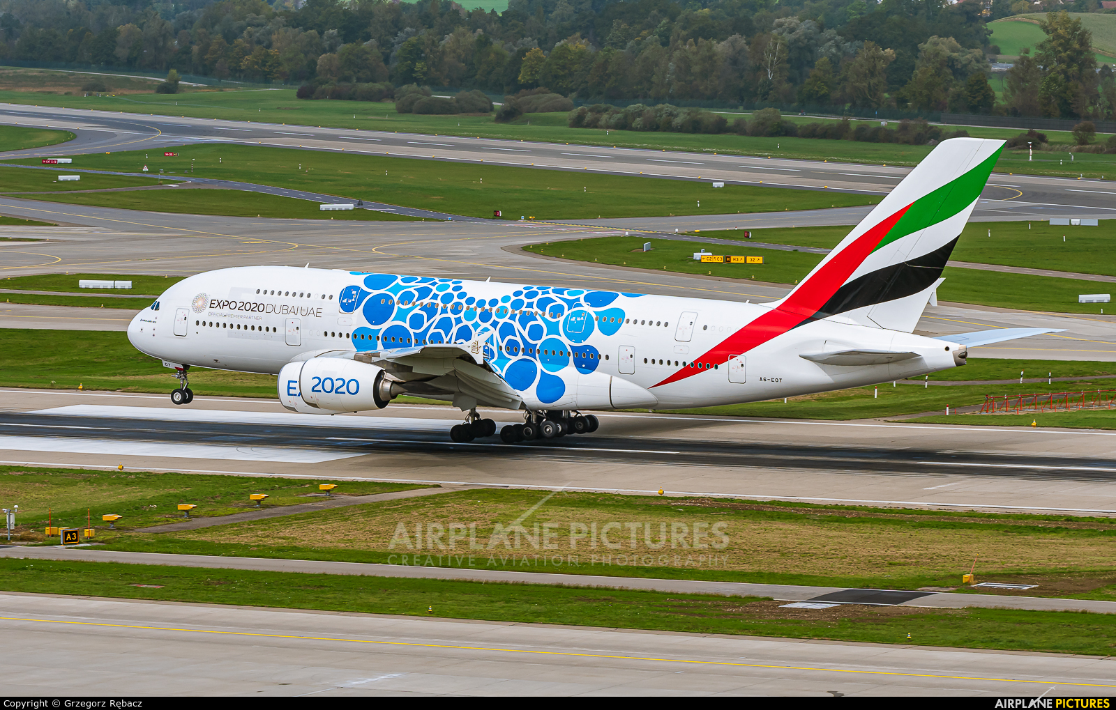 Emirates Airlines A6-EOT aircraft at Zurich