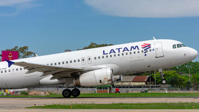 LV-HQI - LATAM Airbus A320