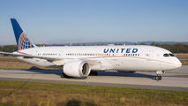N28912 - United Airlines Boeing 787-8 Dreamliner aircraft