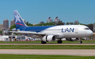 LV-GLP - LAN Argentina Airbus A320