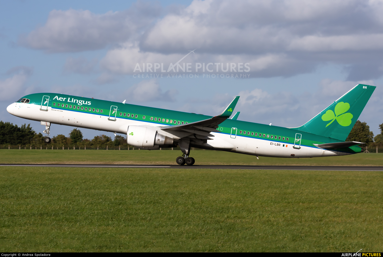 Aer Lingus EI-LBR aircraft at Dublin