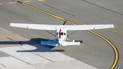 SP-KWK - Private Cessna 206 Stationair (all models)
