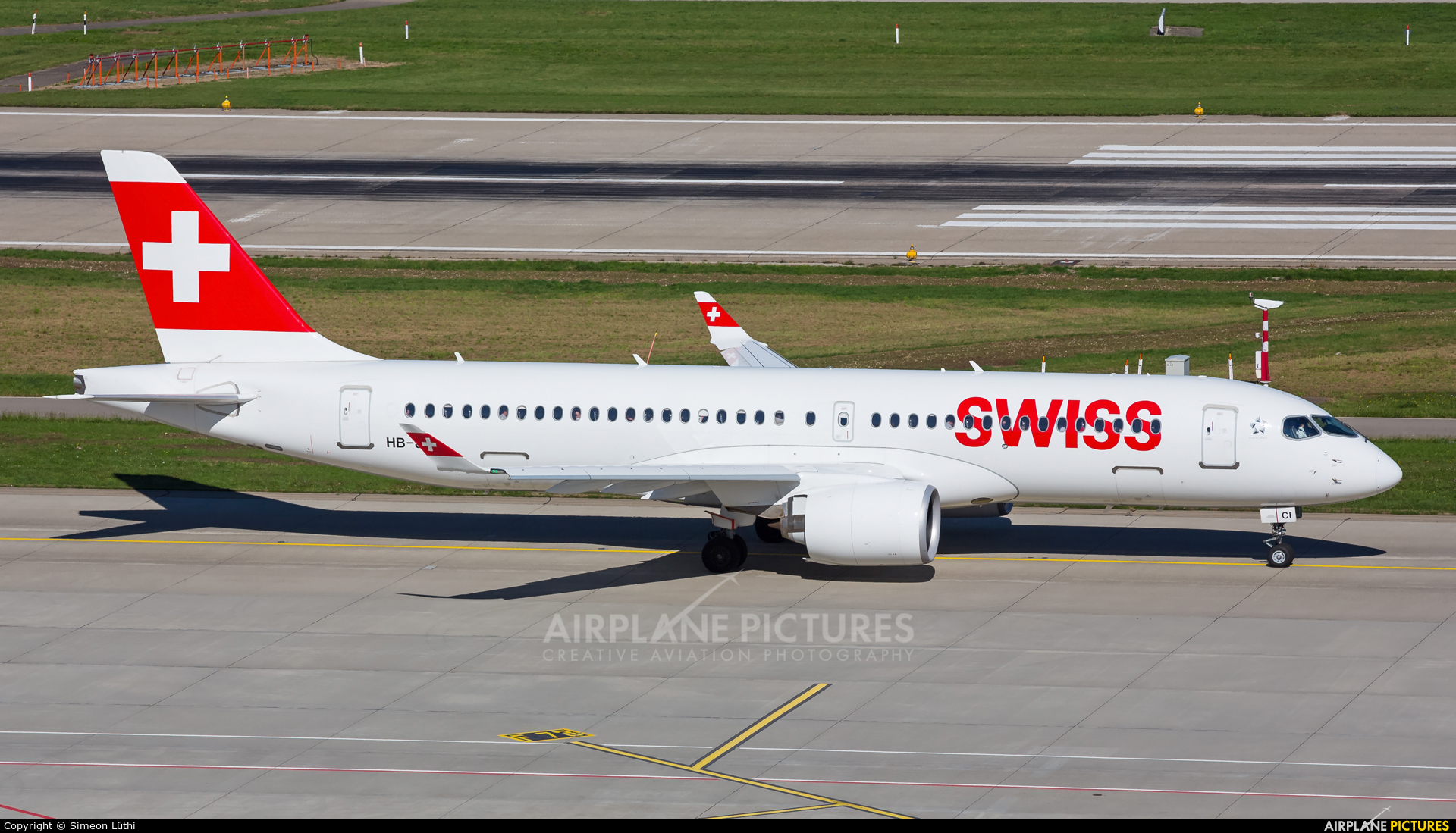 Swiss HB-JCI aircraft at Zurich