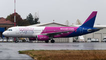 Wizz Air HA-LYU image
