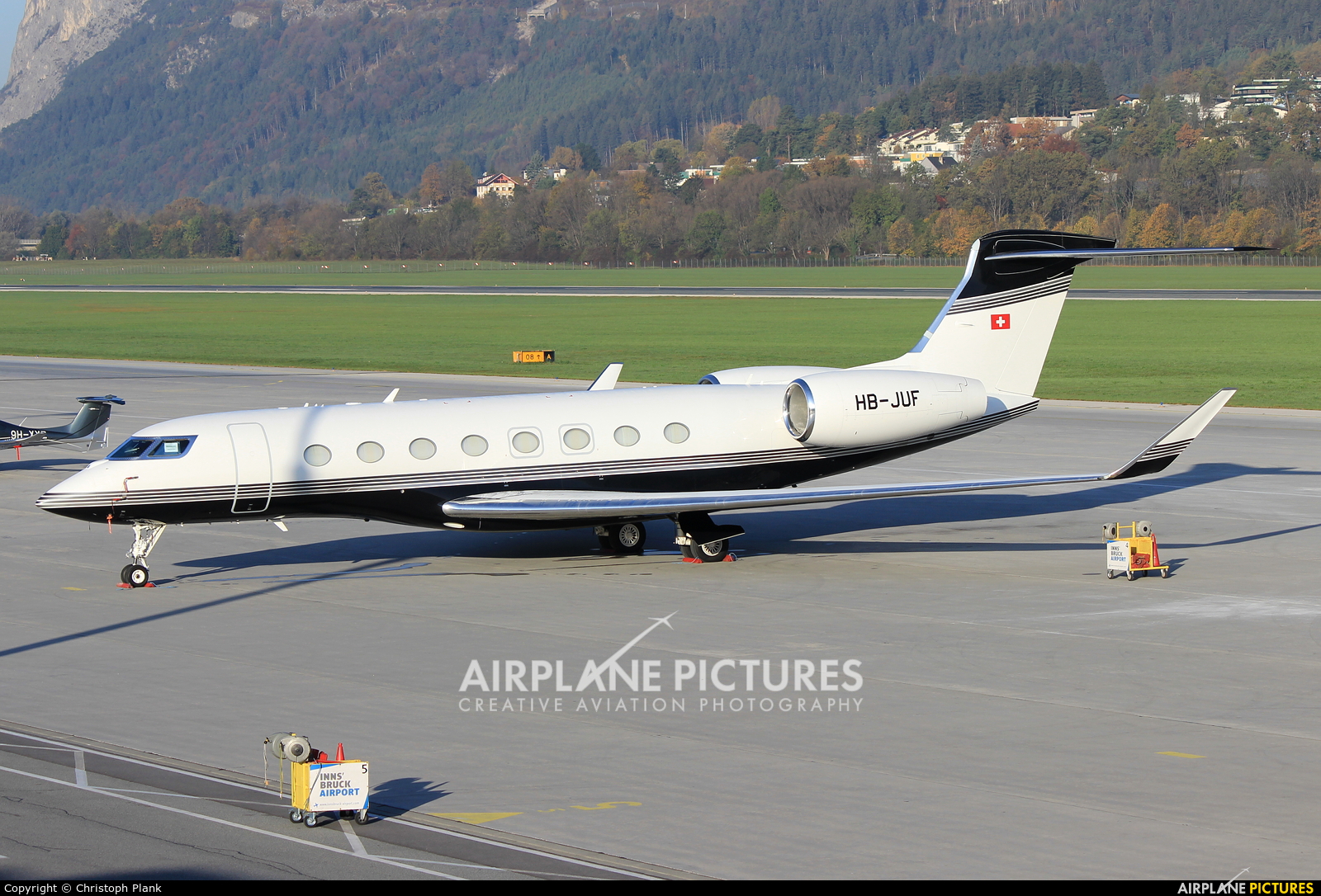 Swiss Jet HB-JUF aircraft at Innsbruck