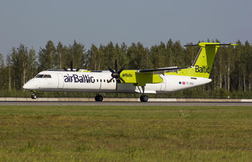 YL-BBU - Air Baltic de Havilland Canada DHC-8-400Q / Bombardier Q400