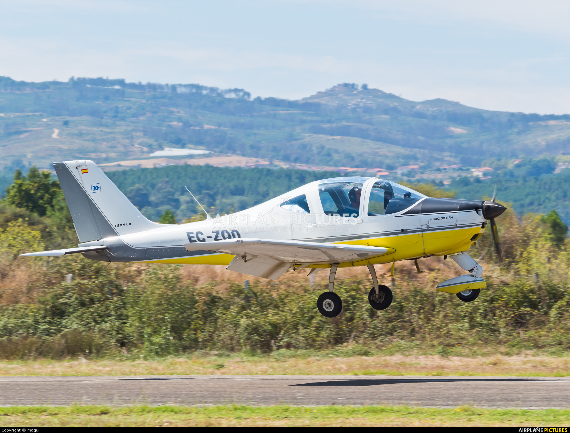 Private EC-ZQD aircraft at Chaves