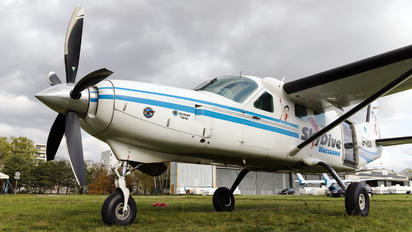 SP-WAW - Private Cessna 208 Caravan