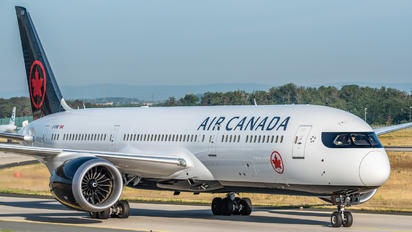 C-FVNF - Air Canada Boeing 787-9 Dreamliner