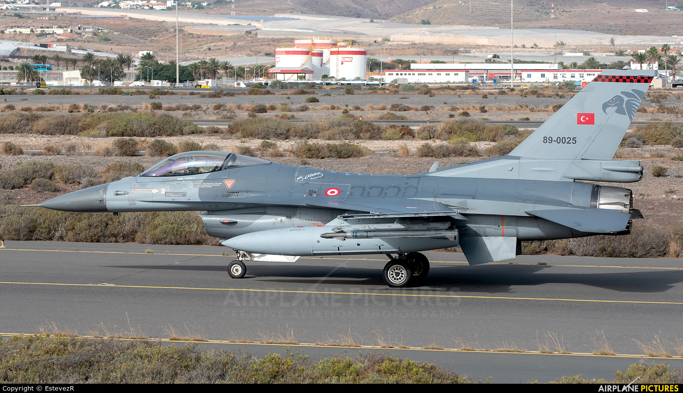 Turkey - Air Force 89-0025 aircraft at Aeropuerto de Gran Canaria