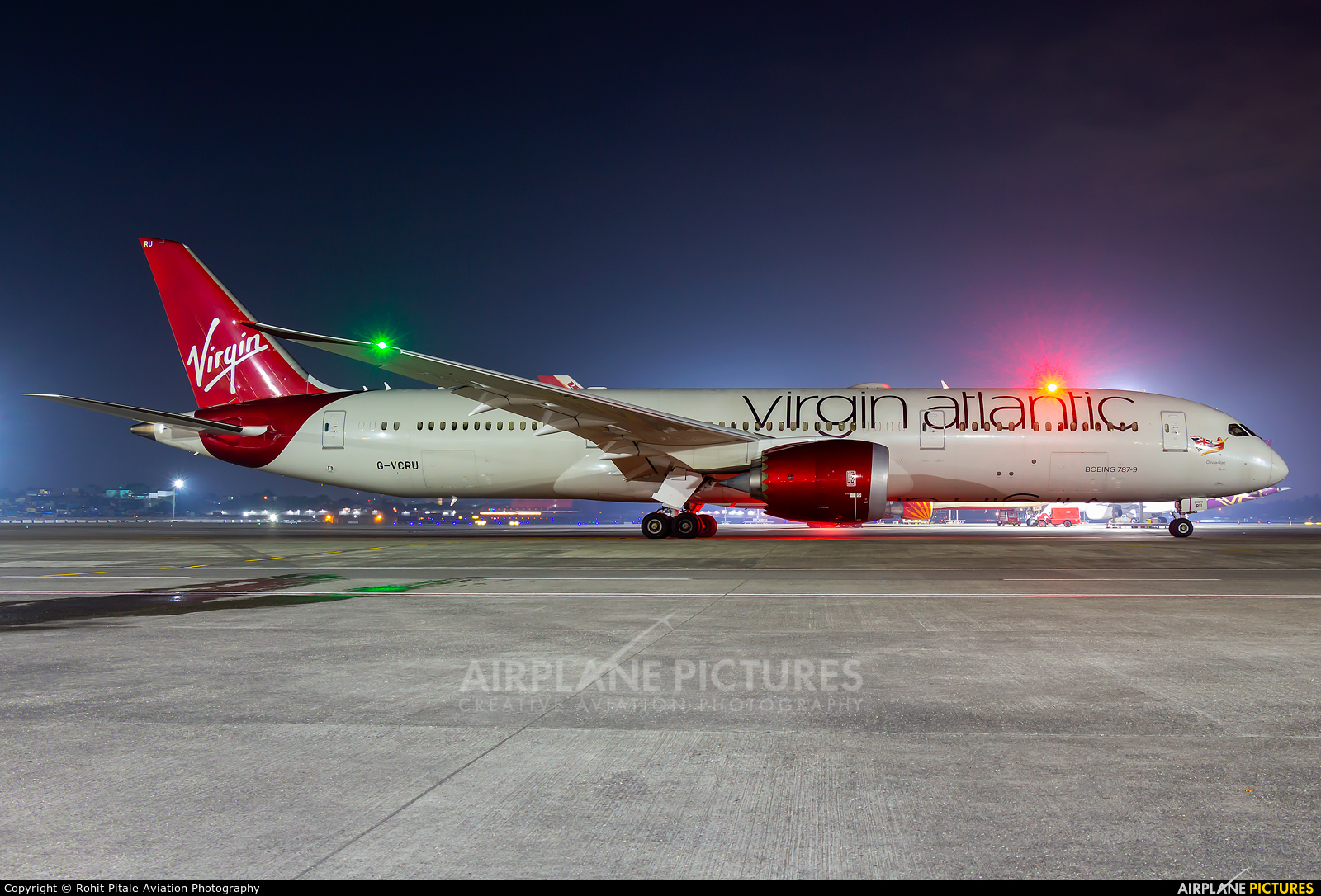 Virgin Atlantic G-VCRU aircraft at Mumbai - Chhatrapati Shivaji Intl