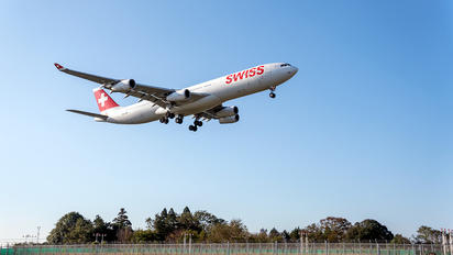 HB-JMC - Swiss Airbus A340-300