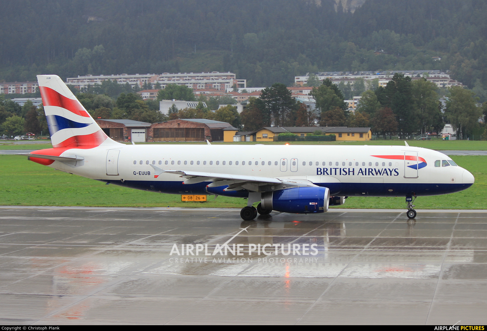British Airways G-EUUB aircraft at Innsbruck