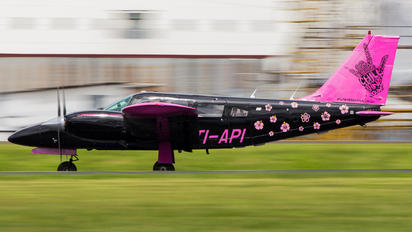 TI-API - Carmonair Piper PA-34 Seneca