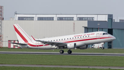 SP-LIH - Poland - Government Embraer ERJ-175 (170-200)