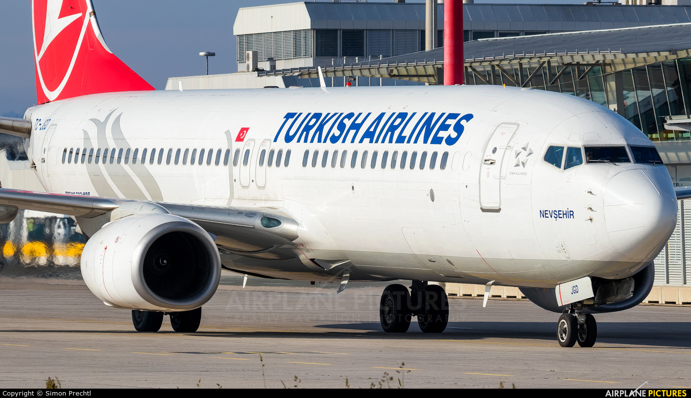Turkish Airlines TC-JGD aircraft at Linz