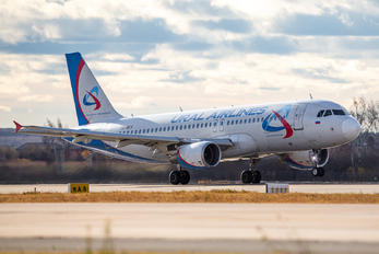 VQ-BCY - Ural Airlines Airbus A320