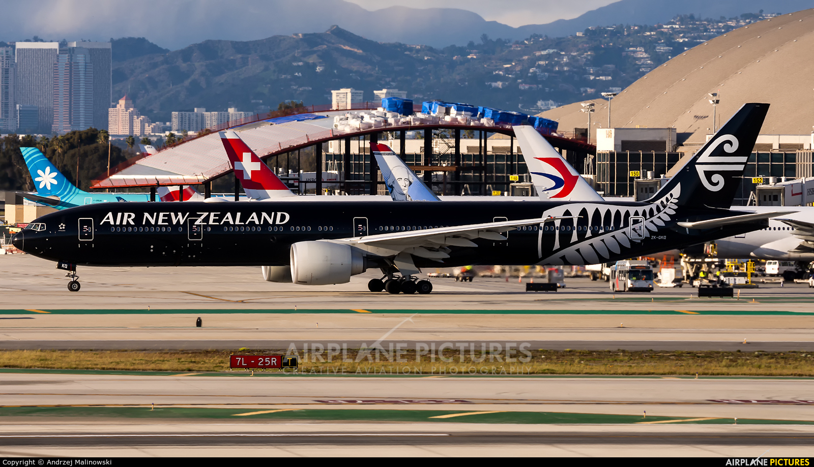 Air New Zealand ZK-OKQ aircraft at Los Angeles Intl