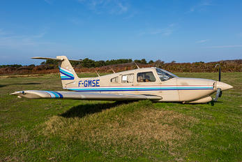 F-GMSE - Private Piper PA-28 Arrow