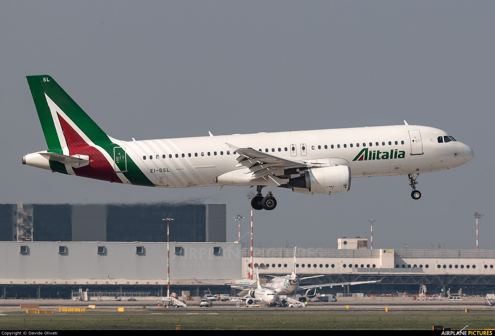 Alitalia EI-DSL aircraft at Milan - Malpensa