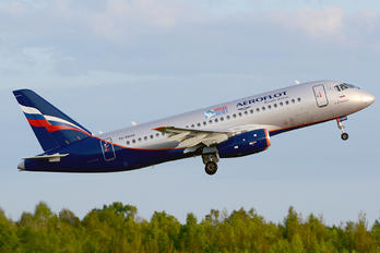RA-89044 - Aeroflot Sukhoi Superjet 100